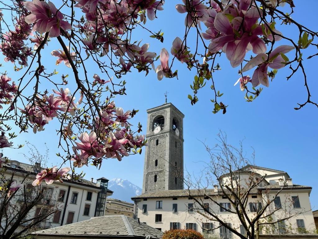 Appartamento La Baita Case Sondrio Fiume - Affitti Brevi Italia Exteriér fotografie